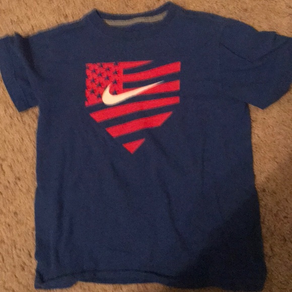 nike red white and blue shirt